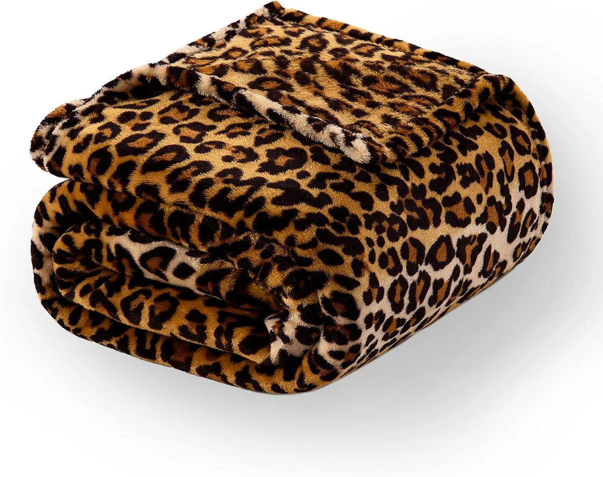 Leopard Print Plush Throw Blanket with Soft Pile