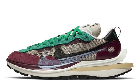 Sacai X Nike Vaporwaffle Red Green