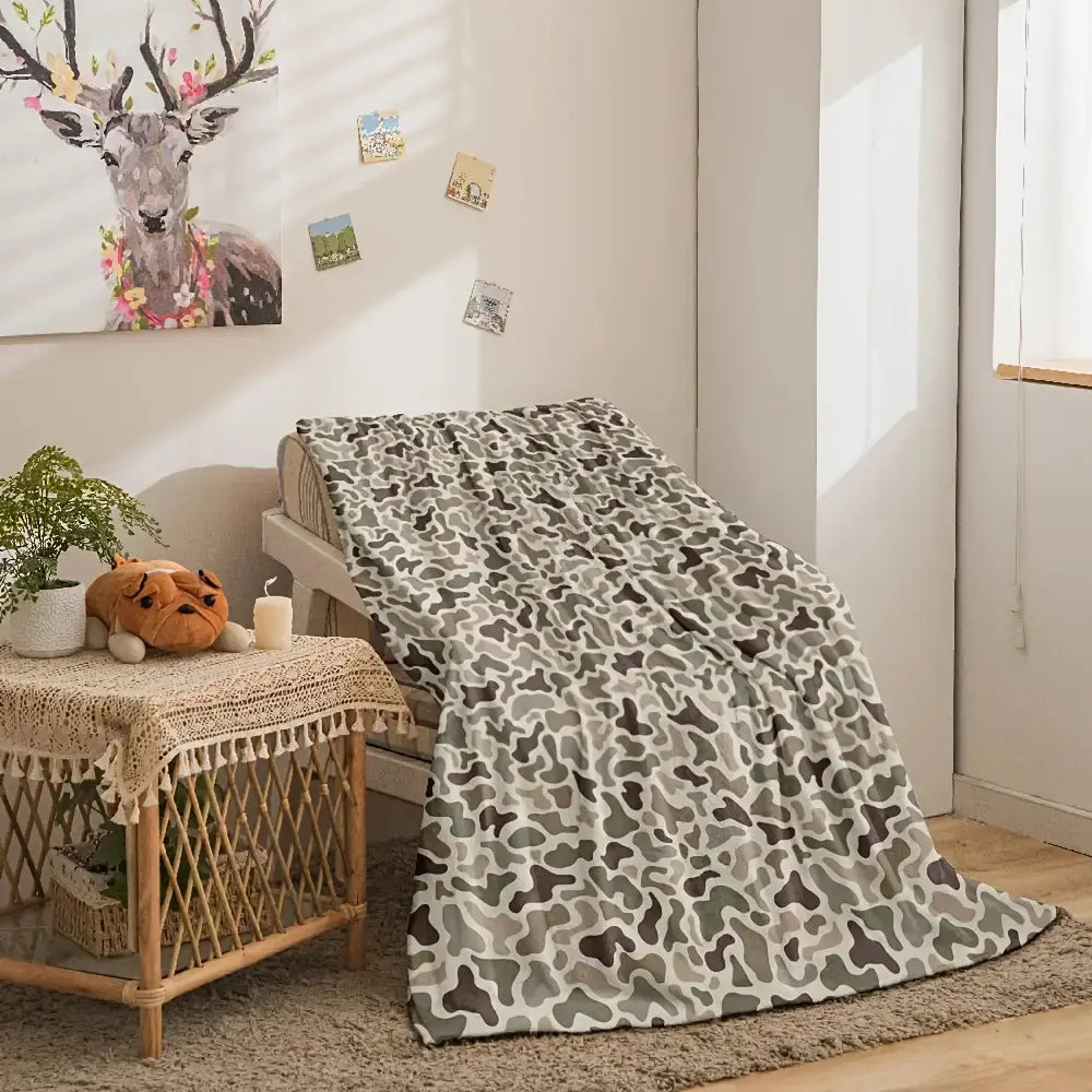 Camouflage Print Flannel Blanket in Green and Grey