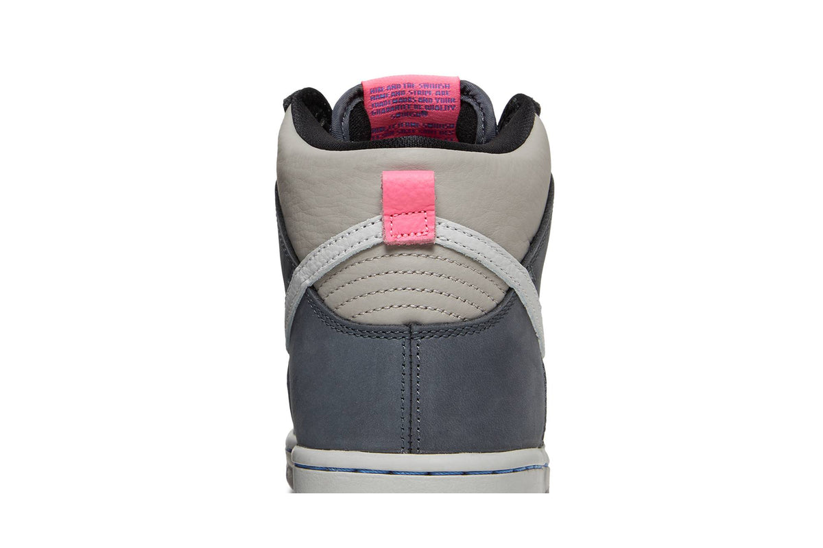 Nike SB Dunk High 'Medium Grey' DJ9800-001