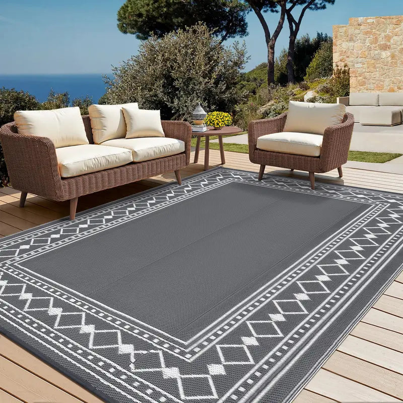Grey Woven Outdoor Rug with White Diamond Border