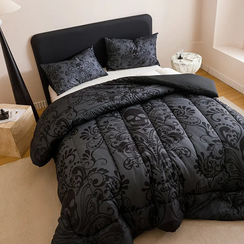 Black and White Skull Print Quilt Bedding Set