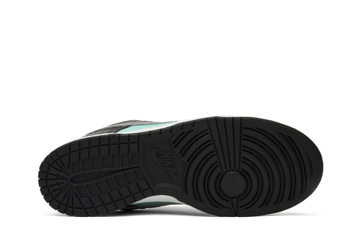 Nike Dunk Low Pro SB X Diamond Supply Co. Tiffany