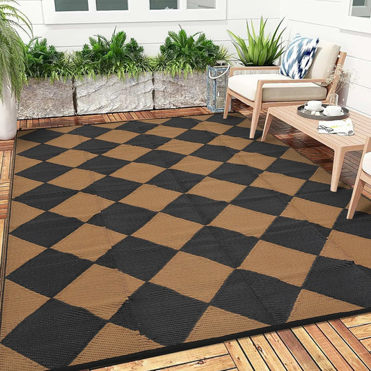 Black and Tan Diamond Pattern Woven Outdoor Rug
