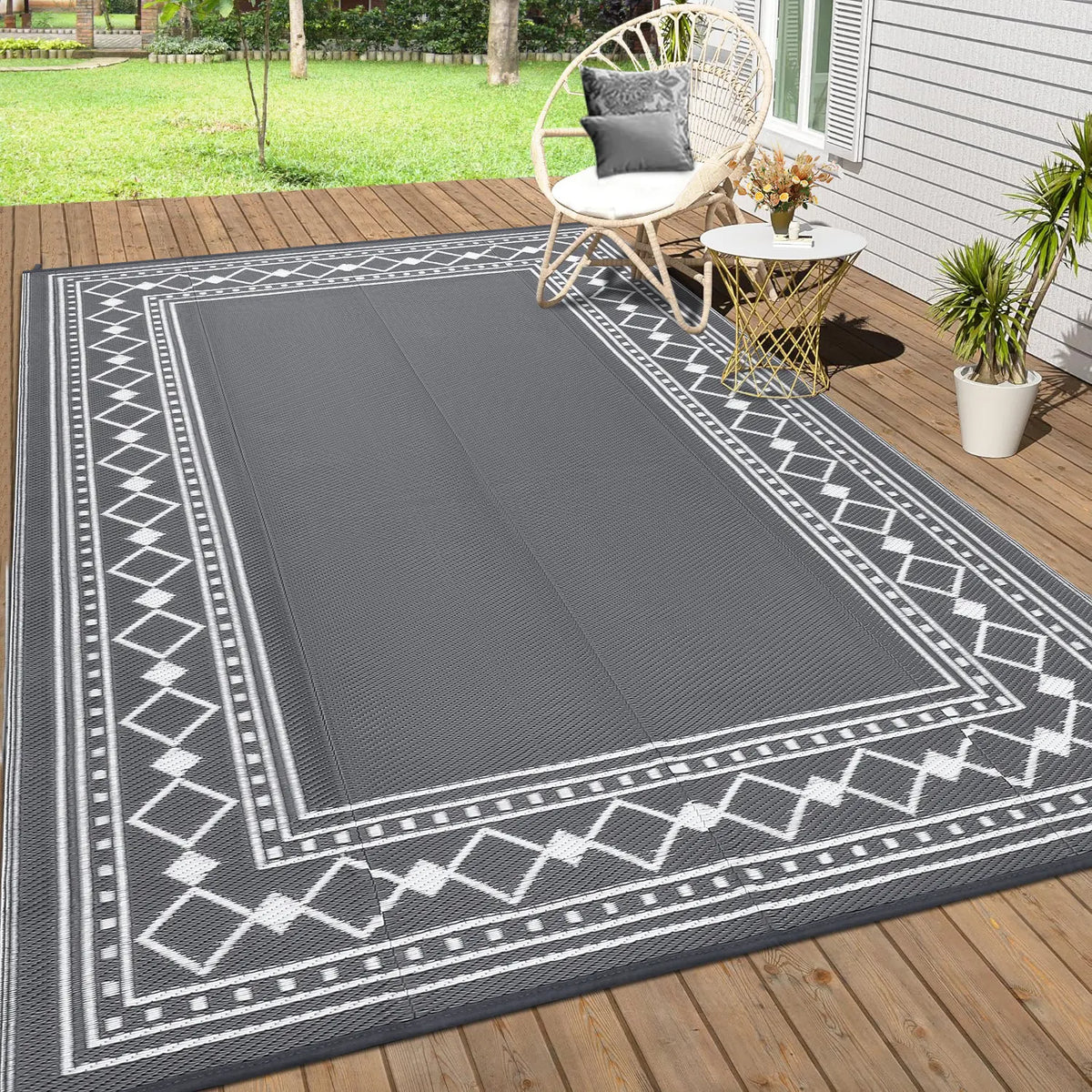 Grey Woven Outdoor Rug with White Diamond Border