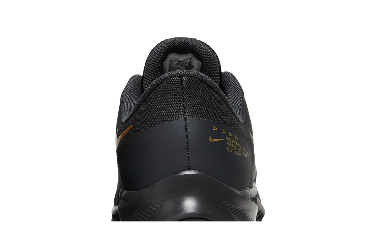 Nike Quest 4 'Black Metallic Gold' DA1105-010