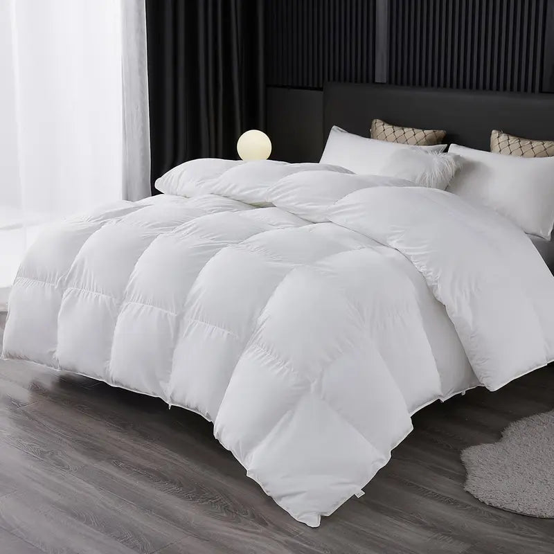 White Box-Stitched Quilted Comforter Insert