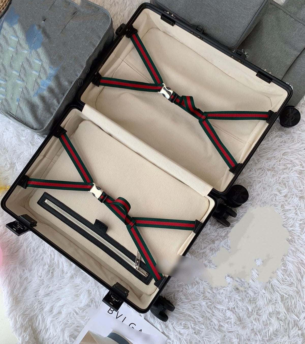 Vintage Geometric Pattern Rolling Suitcase Hardside Spinner Luggage