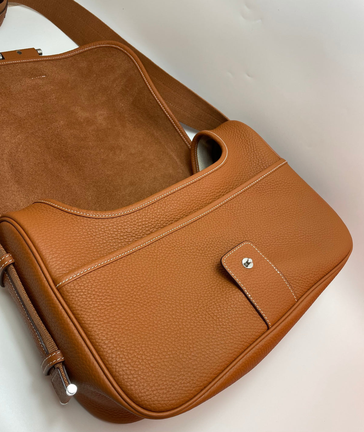 Hermès Jypsiere Style Leather Messenger Bag - Tan Brown
