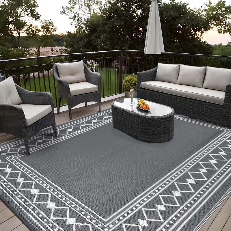 Grey Woven Outdoor Rug with White Diamond Border