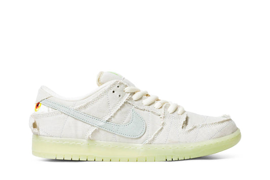 Nike SB Dunk Low 'Mummy' DM0774-111