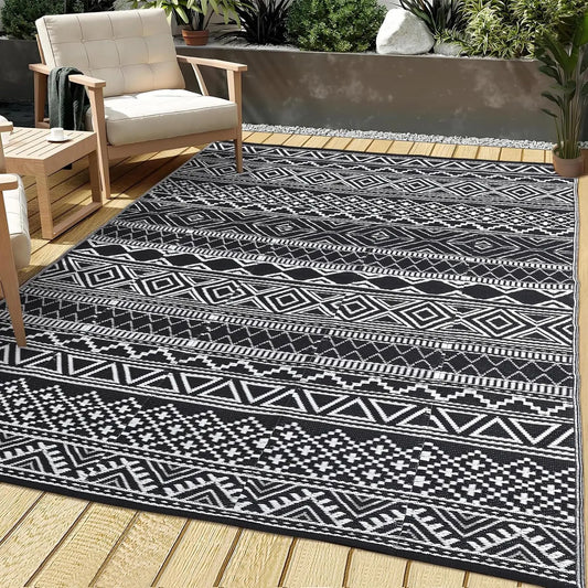 Black and White Geometric Outdoor Floor Mat