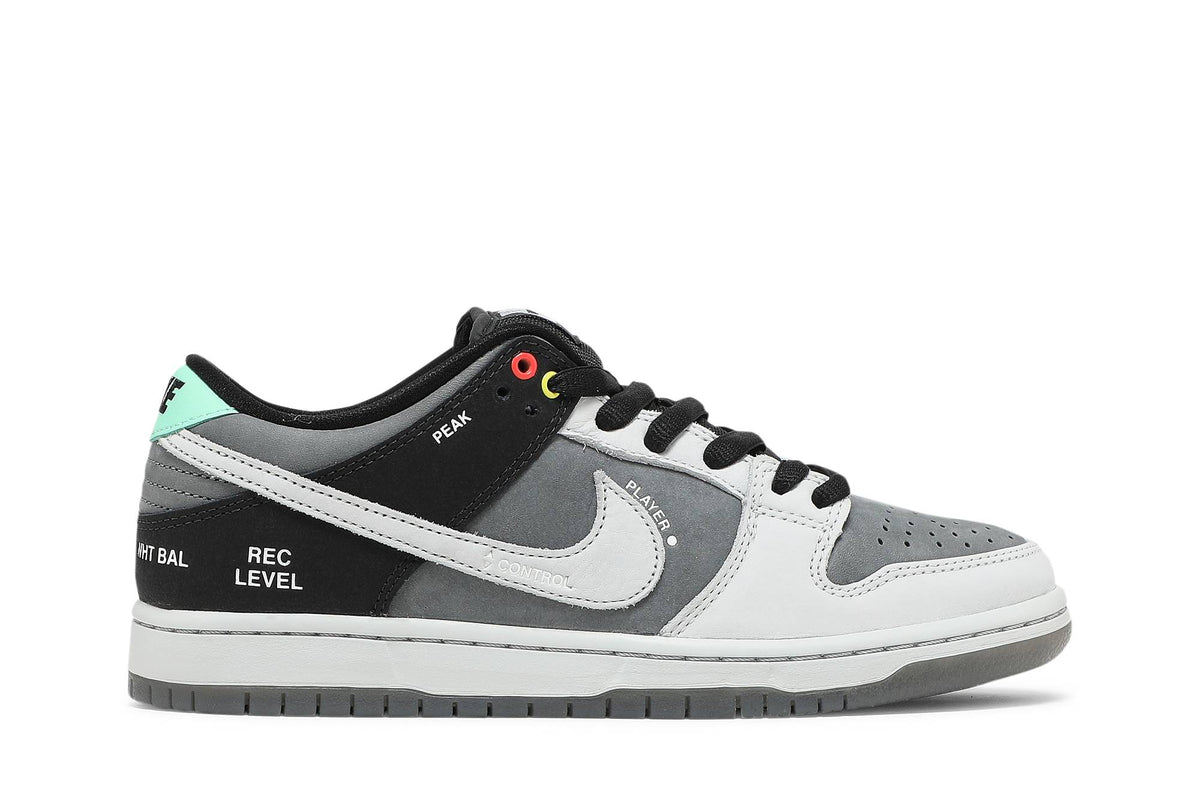 Nike SB Dunk Low Camcorder CV1659-001