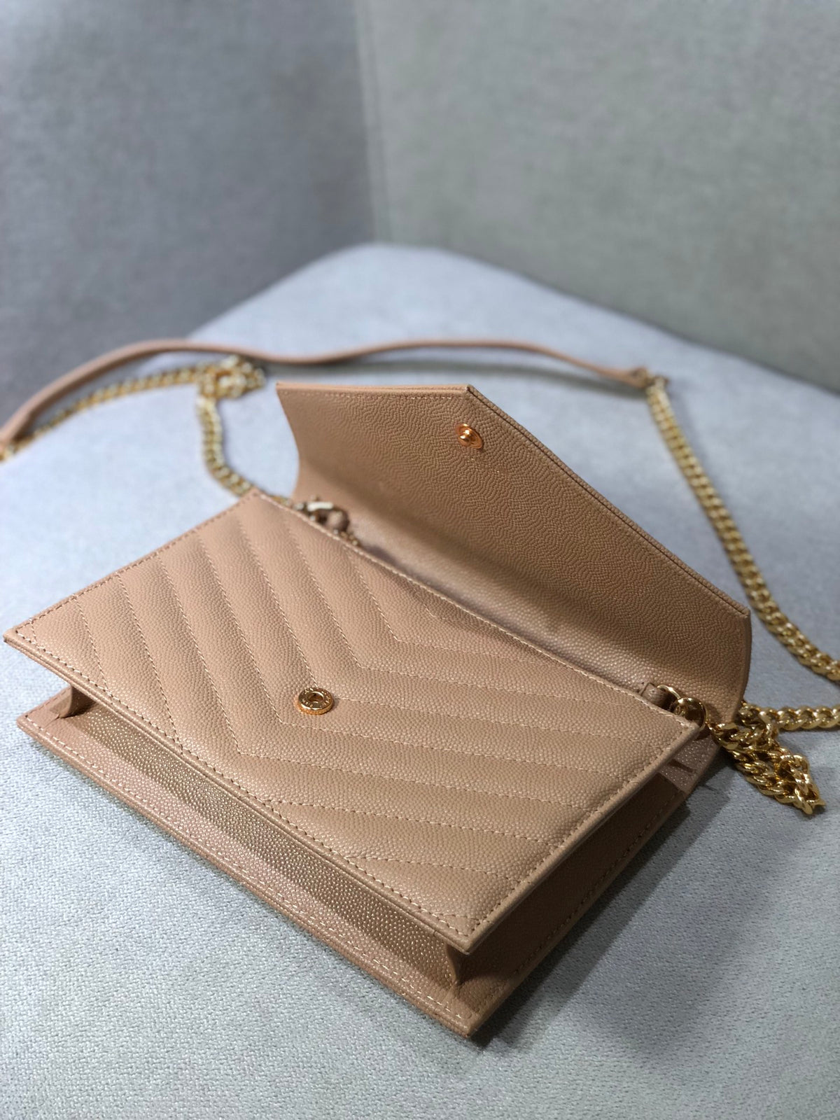 Saint Laurent Cassandre Matelassé Chain Wallet in Grain de Poudre Leather - Dark Nude