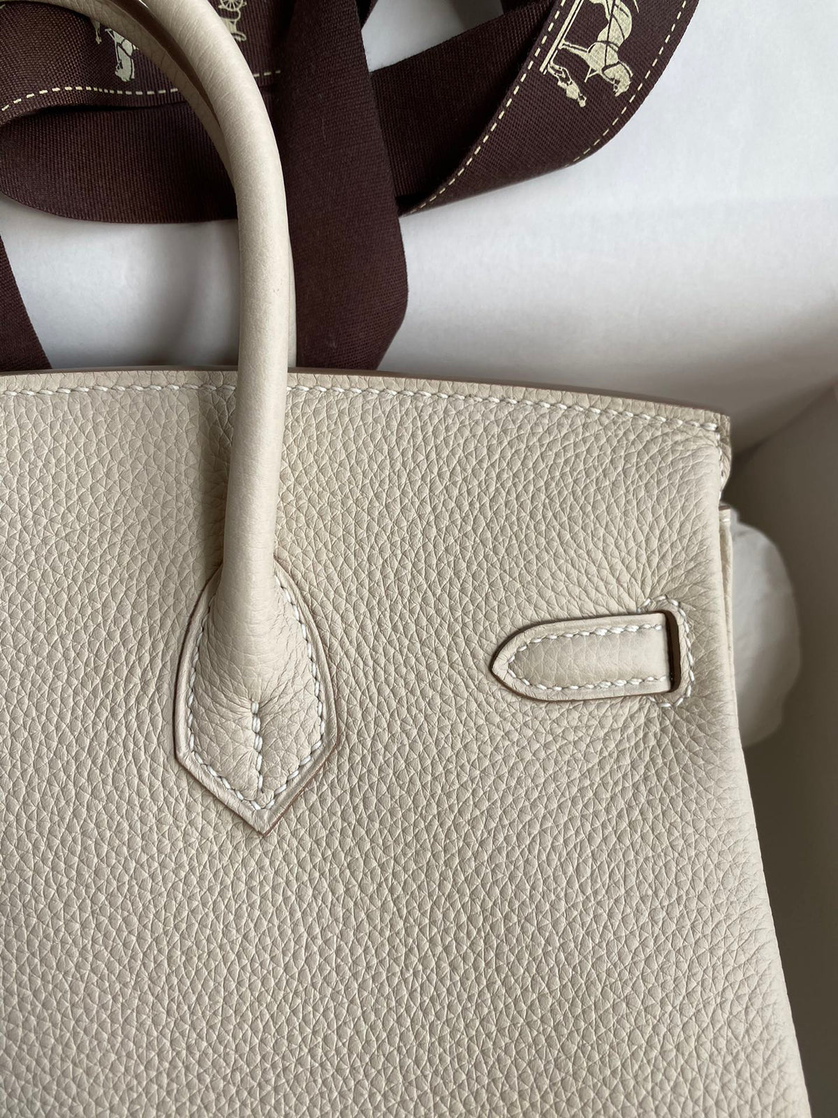 Hermès Birkin 25 Handbag in Cream Leather with Palladium Hardware