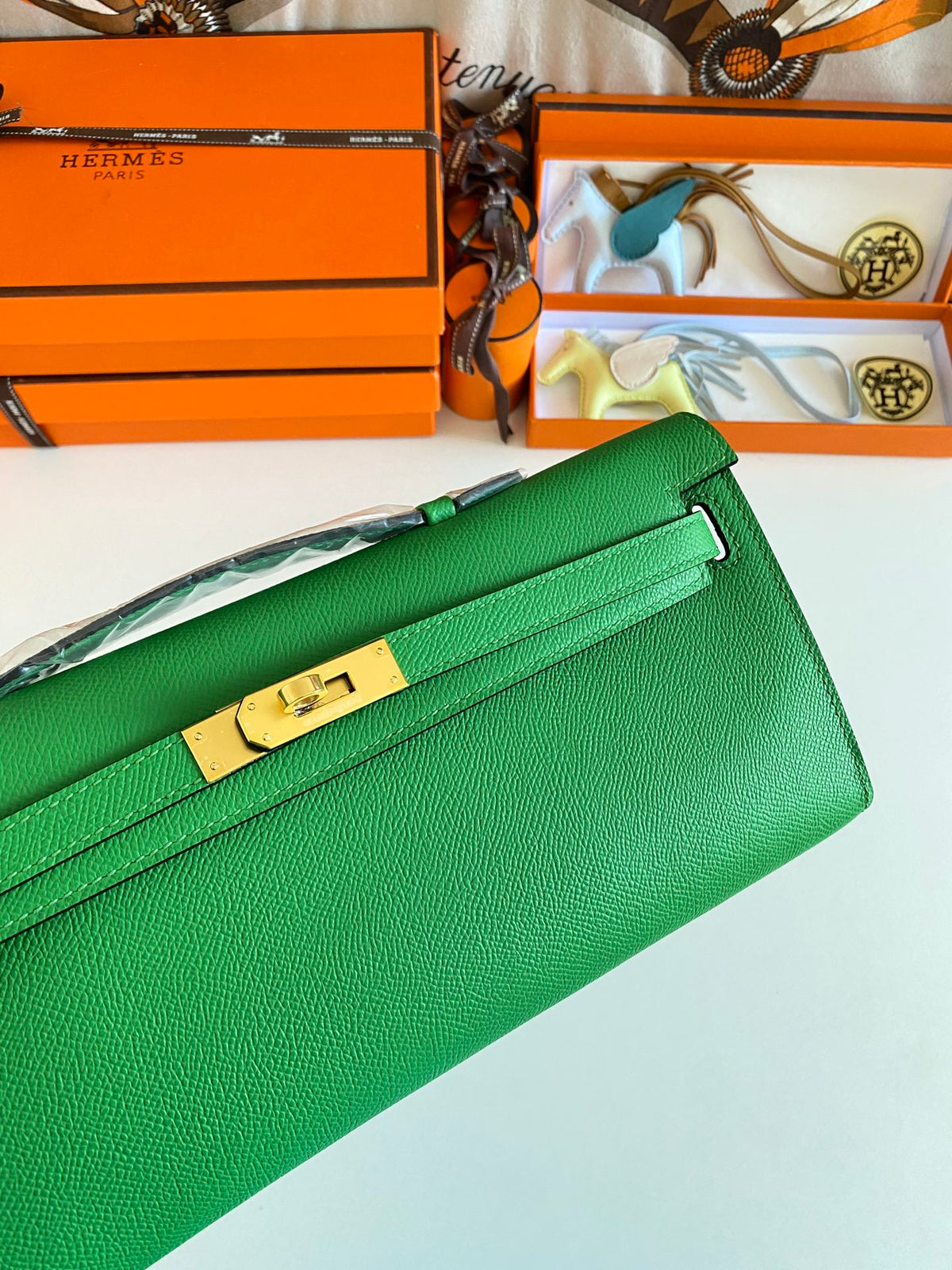Hermès Kelly Cut Clutch Bag Menthe Green Swift Leather with Gold Hardware